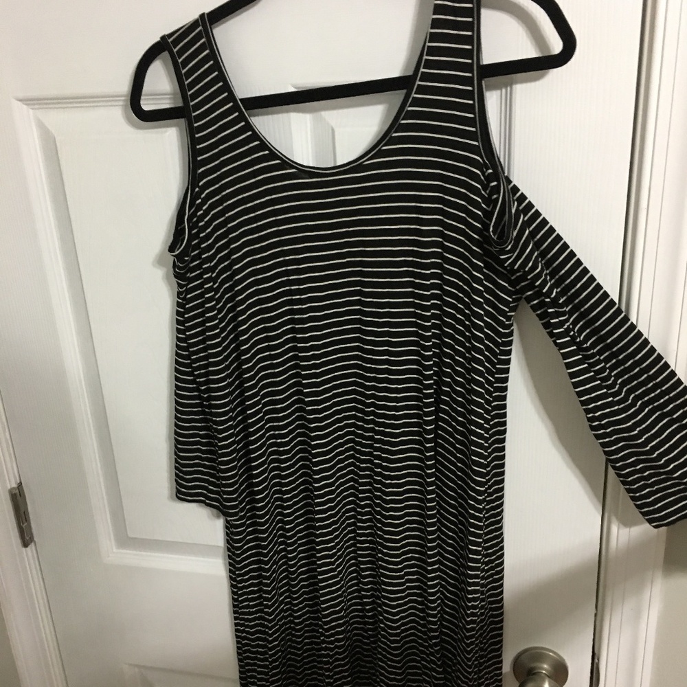 Rolla Coster off the shoulder top